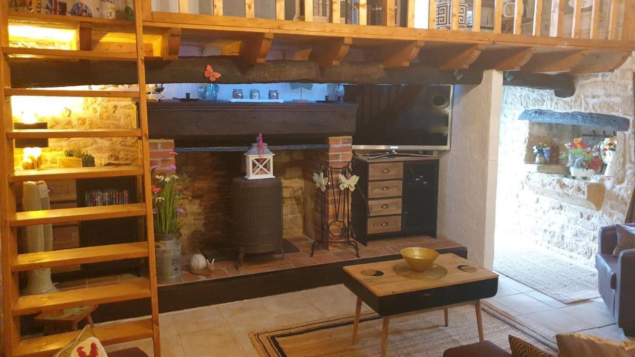 Chocolate Box Cottage Parzac Ngoại thất bức ảnh