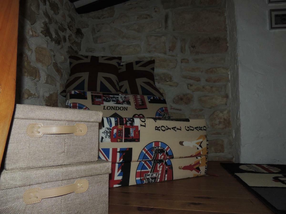 Chocolate Box Cottage Parzac Ngoại thất bức ảnh